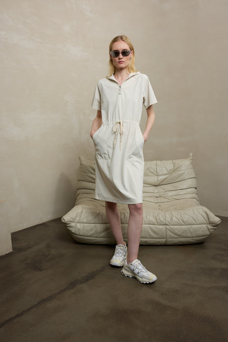 Evi dress stretch technical jersey | Light Sand
