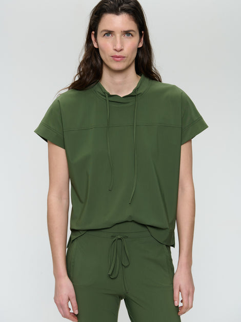 Lucca stretch technical jersey top | Oliva green