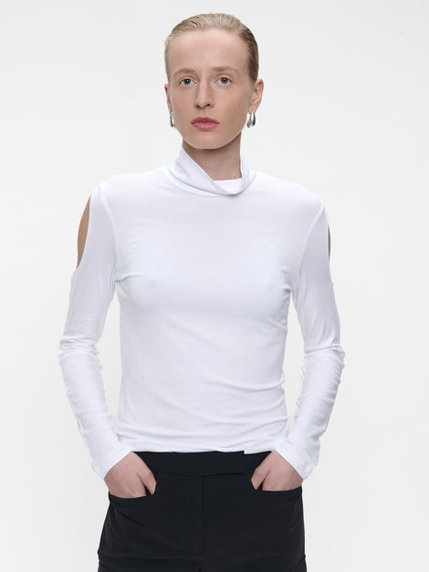 Top P TS01 | White