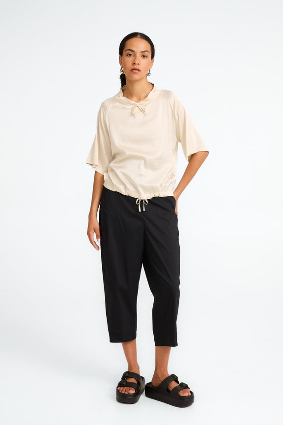 Gia stretch viscose top | Ecru