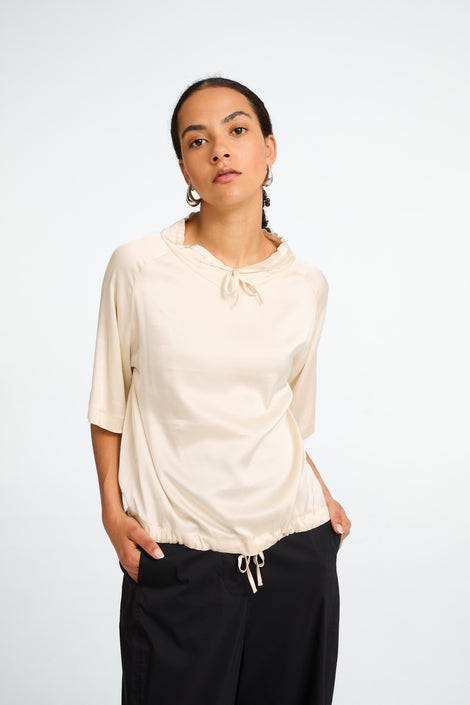 Gia stretch viscose top | Ecru