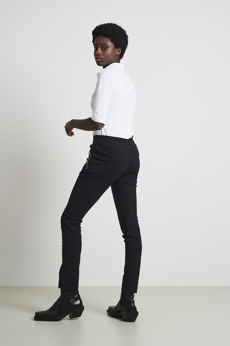 Kikkie Blouse Technical Jersey | White