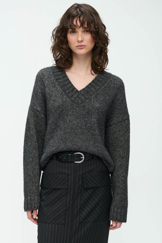 Specttacolo Studio Pullover | Dark Grey