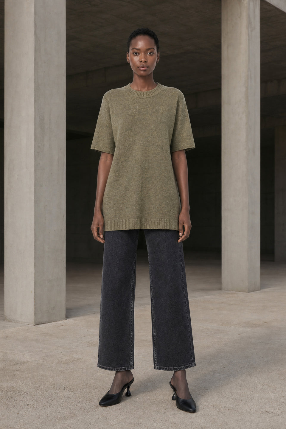 Rora plain knit long top | Green Melange