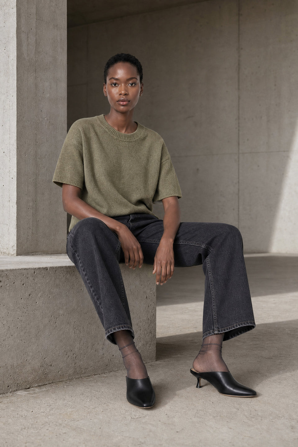 Rora plain knit long top | Green Melange
