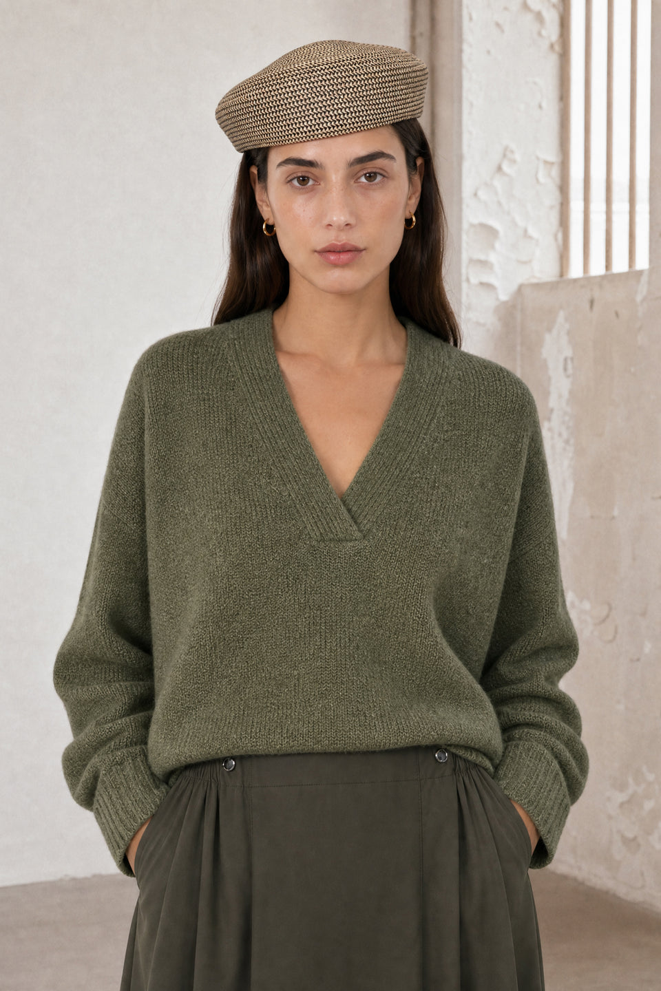 V-neck melange pullover 26553 | Green