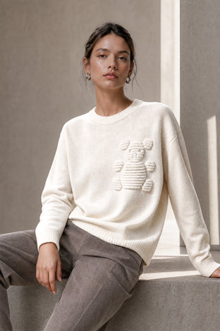 Viscose blend bear pullover 3040 | Ecru