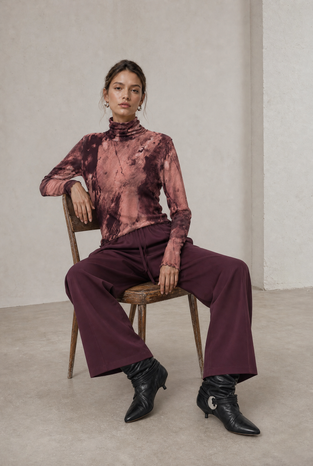 Janice allover print top | Allover Bordeaux
