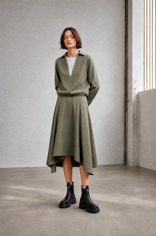 Marta asymmetrical viscose skirt | Green