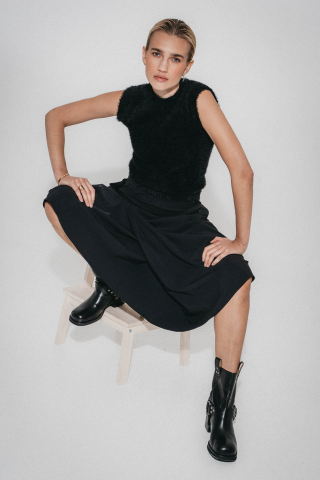 Nicole skirt Sensitive tech fabric | Black