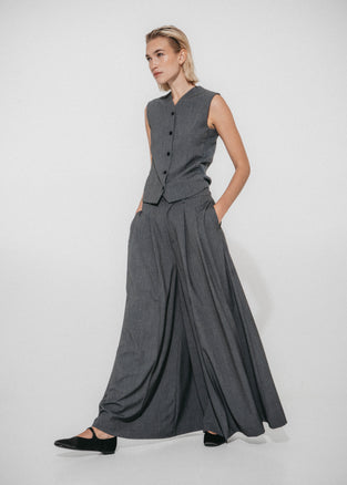 Oda back knitted viscose vest | Grey