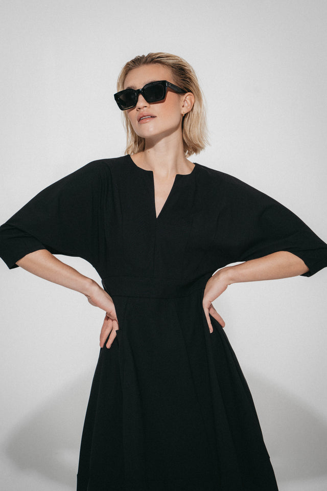 Sasha dress Sensitive tech fabric | Black