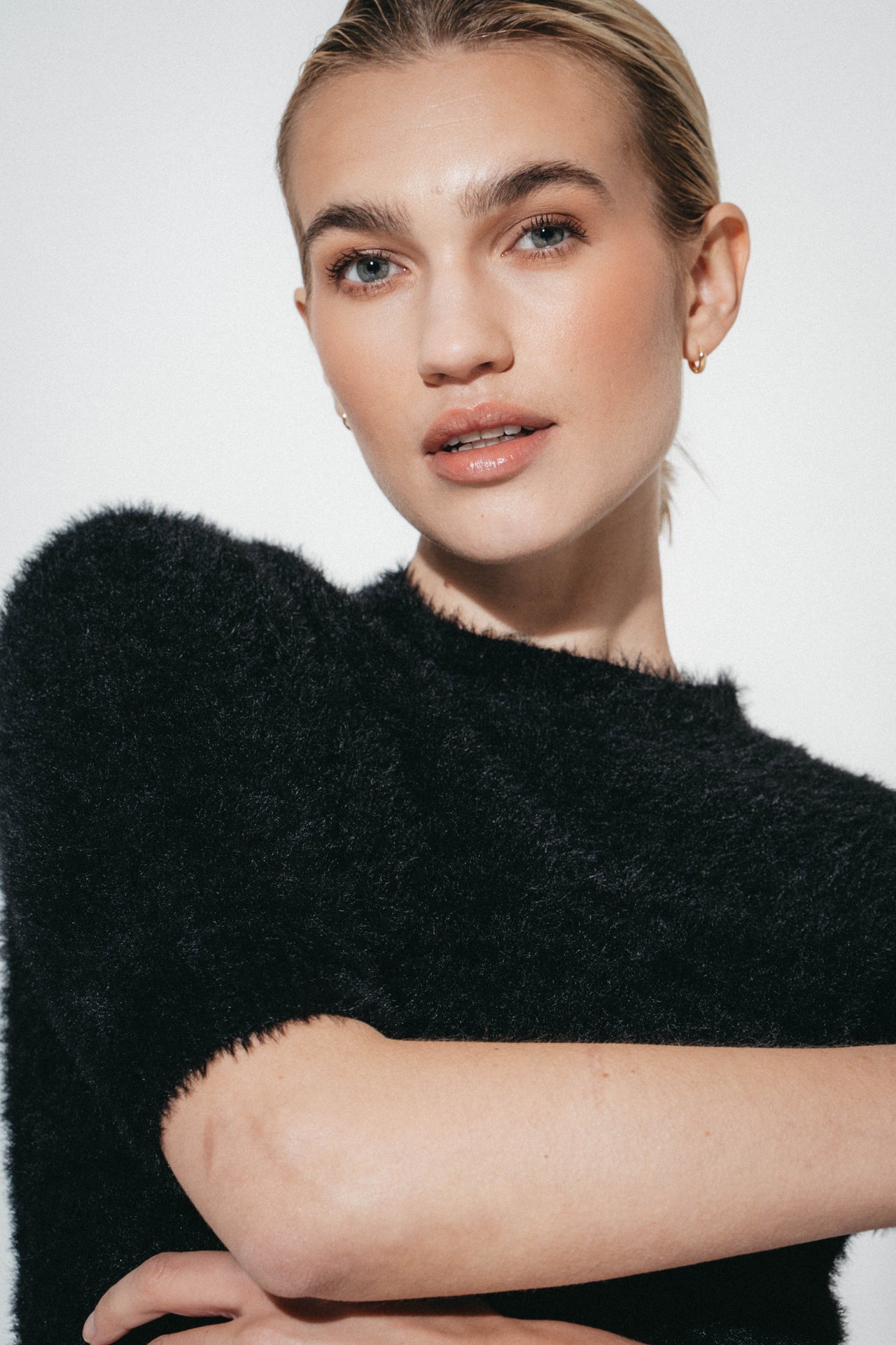 Soft knitted short sleeves top | Black