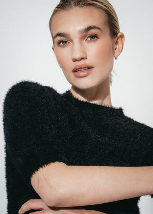 Soft knitted short sleeves top | Black