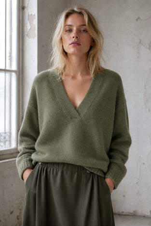 V-neck melange pullover 26553 | Green