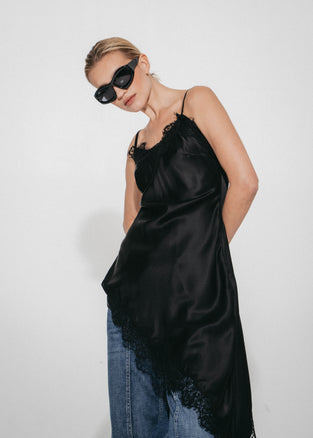 Zenia silk top whit lace trim | Black