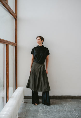 Simone velvet pants | Black shiny