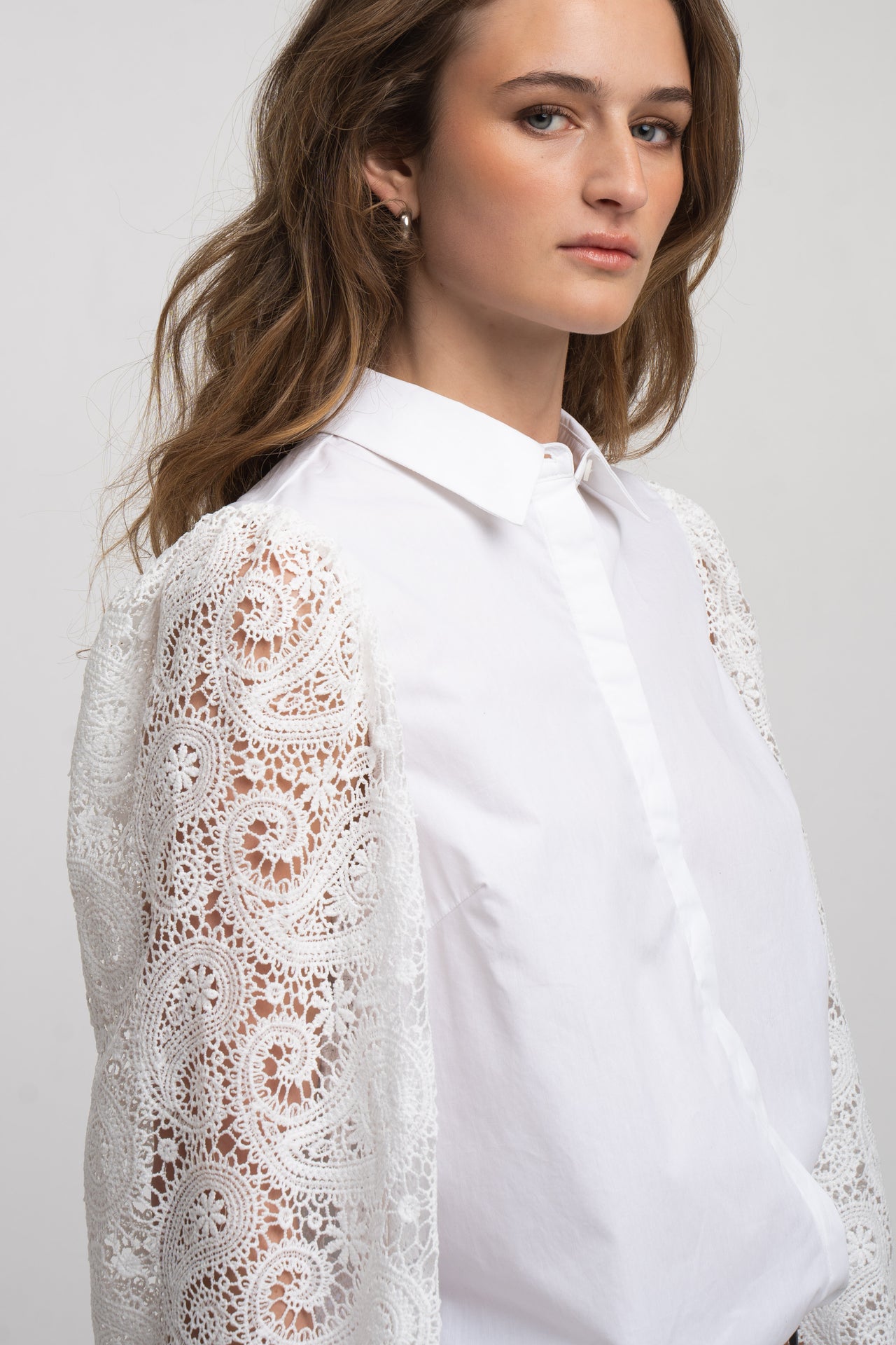 Stery embodery poplin blouse | White